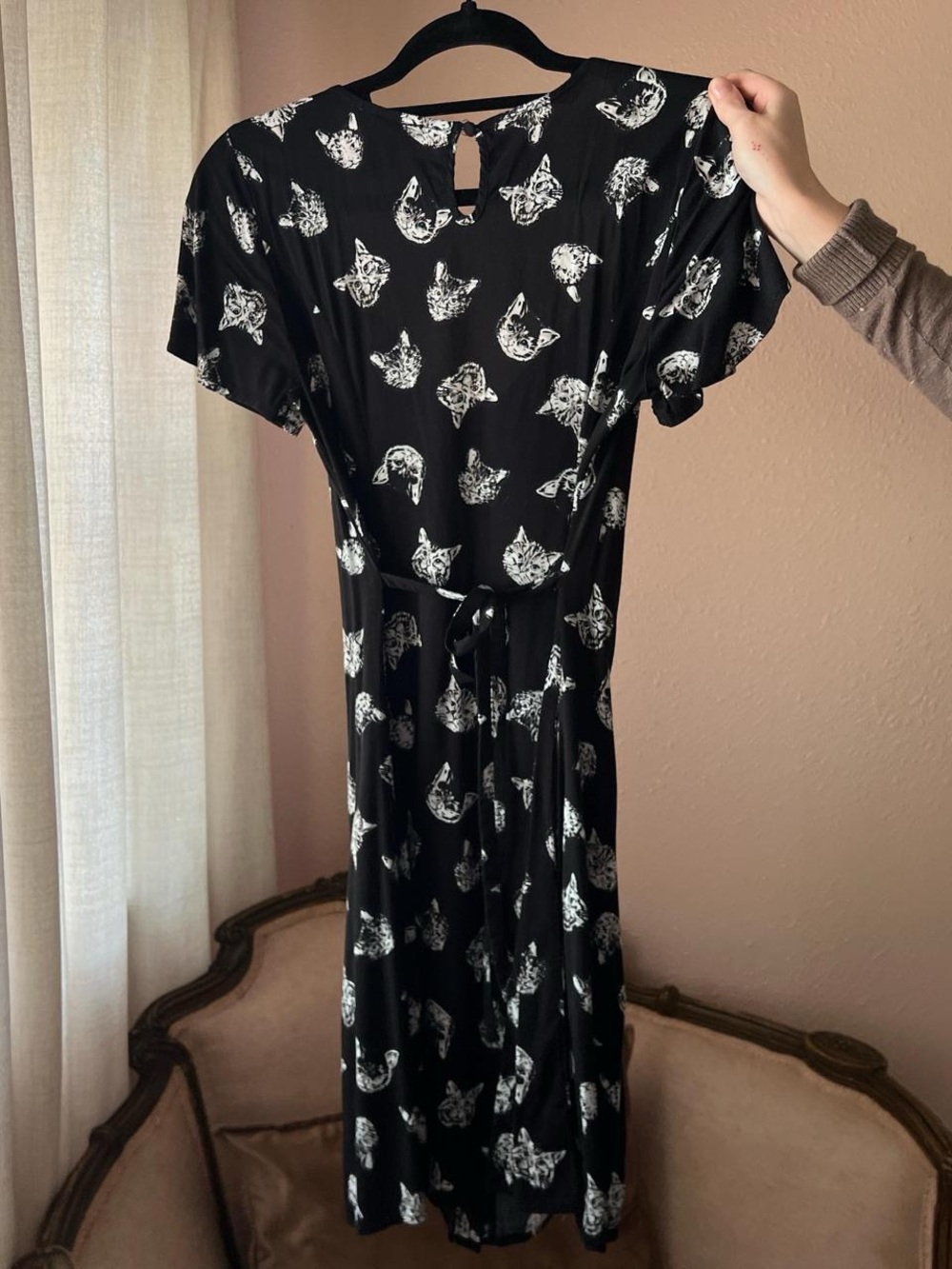 Hot Topic Black Cat Print Button-Front Dress - Picture 5 of 5